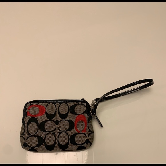 Coach Wristlet. - Picture 3 of 5